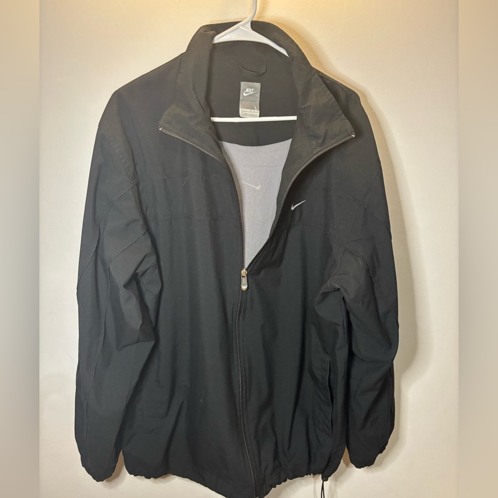 Nike Men's Black Windbreaker